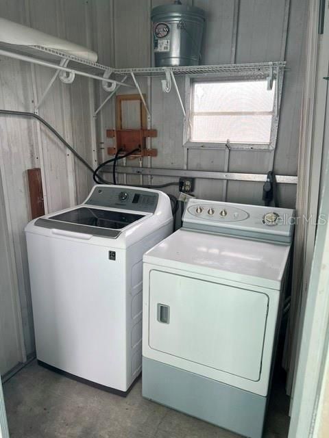 For Sale: $124,900 (2 beds, 1 baths, 660 Square Feet)