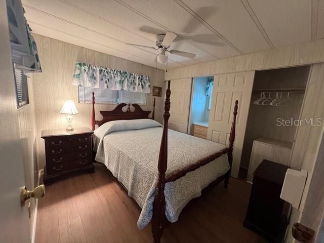 For Sale: $124,900 (2 beds, 1 baths, 660 Square Feet)