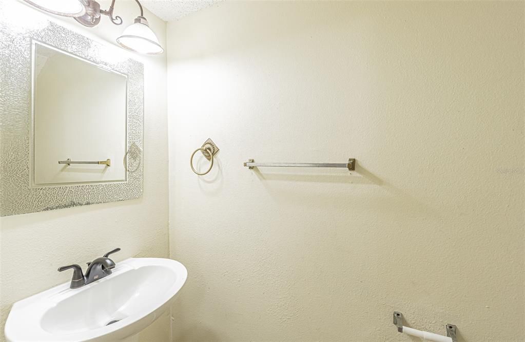 En Renta: $1,898 (3 camas, 2 baños, 1400 Pies cuadrados)