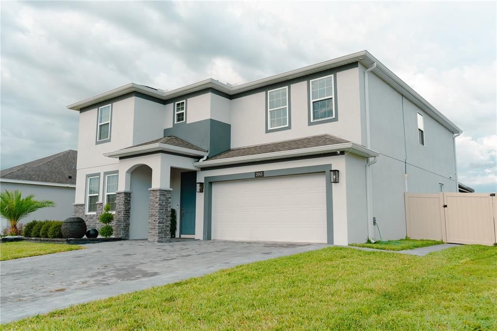 En Venta: $789,000 (5 camas, 3 baños, 3199 Pies cuadrados)