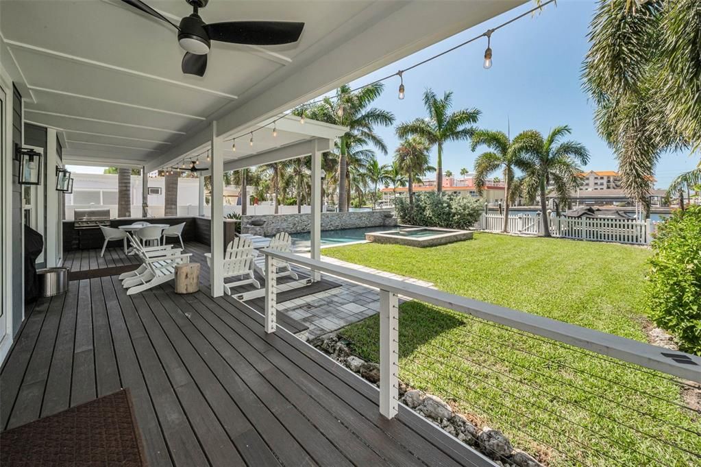 合同活跃: $2,685,000 (4 贝兹, 4 浴室, 4171 平方英尺)