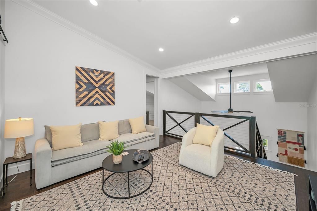 合同活跃: $2,685,000 (4 贝兹, 4 浴室, 4171 平方英尺)