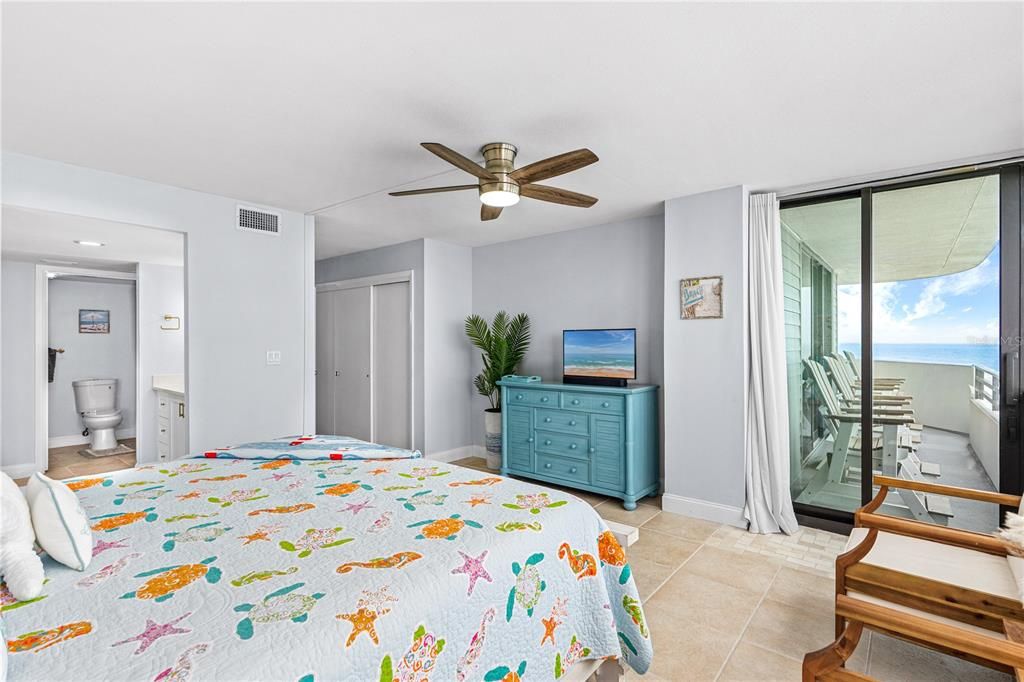 Activo con contrato: $485,000 (2 camas, 2 baños, 1347 Pies cuadrados)