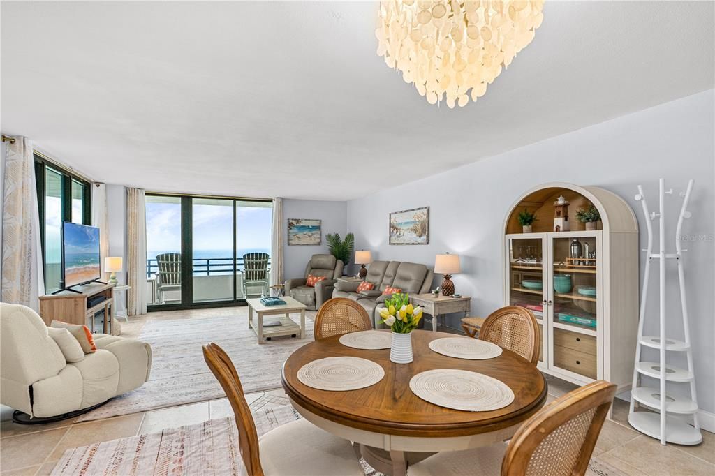 Activo con contrato: $485,000 (2 camas, 2 baños, 1347 Pies cuadrados)