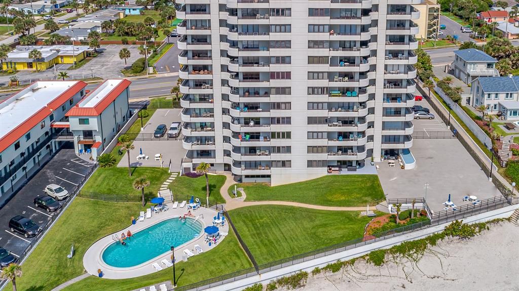 Activo con contrato: $485,000 (2 camas, 2 baños, 1347 Pies cuadrados)