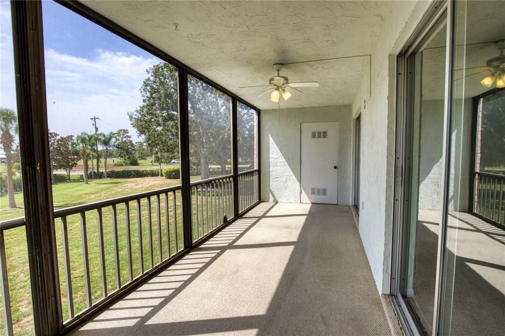 For Rent: $1,400 (2 beds, 2 baths, 864 Square Feet)