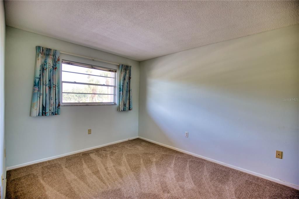 For Rent: $1,400 (2 beds, 2 baths, 864 Square Feet)