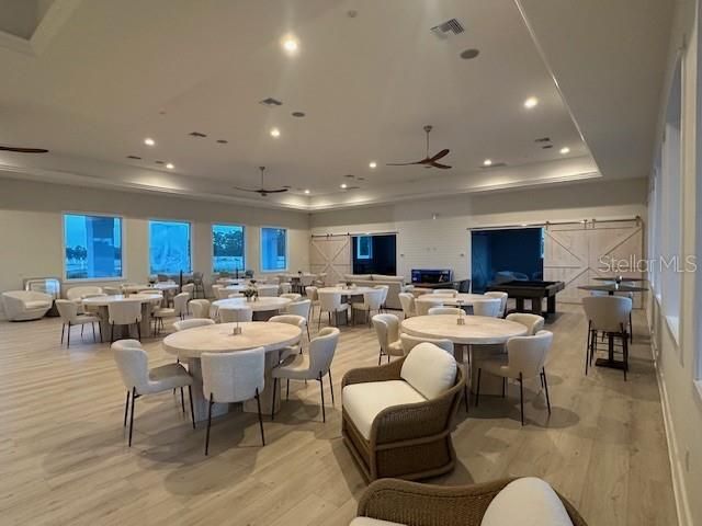 Под контрактом: $195,000 (0.06 acres)