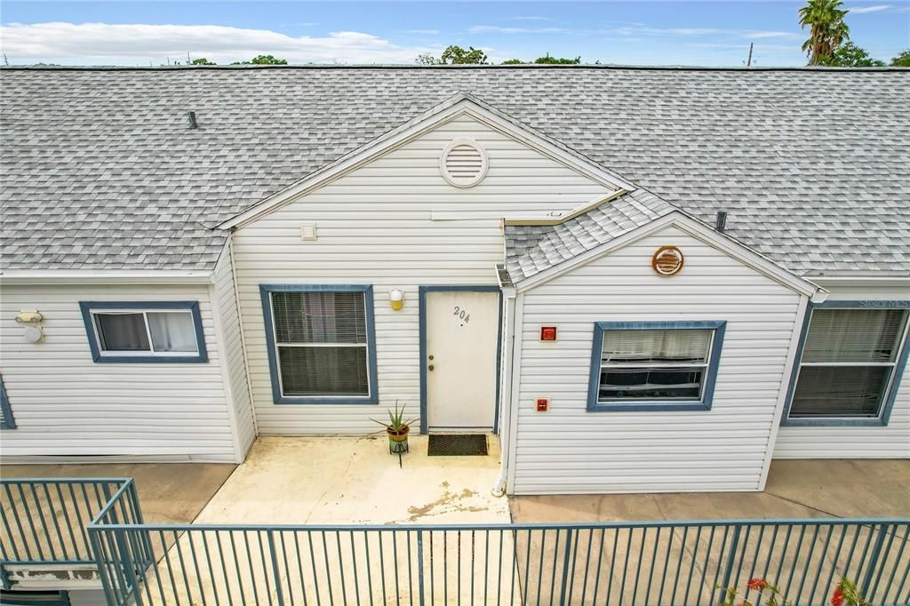 Active With Contract: $88,800 (2 beds, 2 baths, 1008 Square Feet)