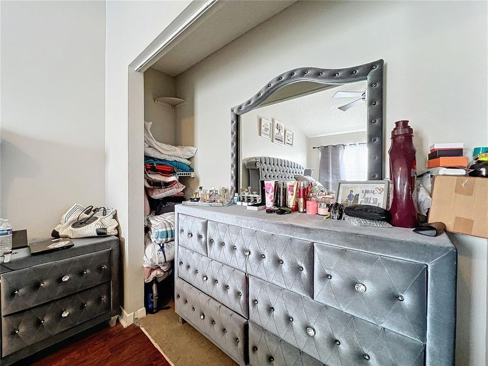 Active With Contract: $88,800 (2 beds, 2 baths, 1008 Square Feet)