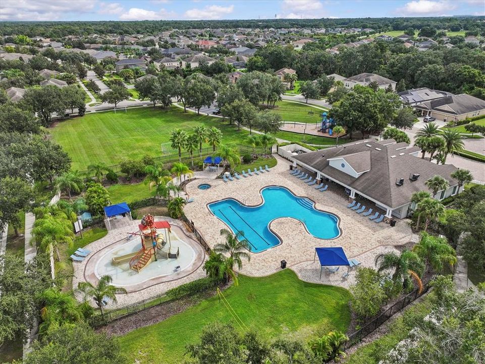 Active With Contract: $515,000 (3 beds, 2 baths, 2015 Square Feet)