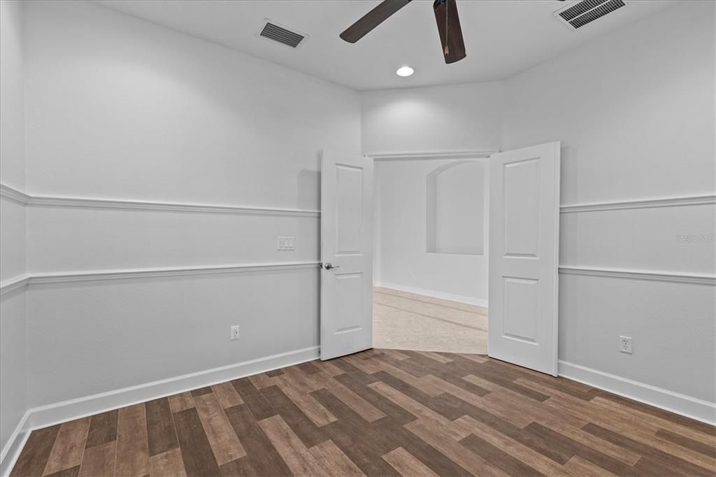 Active With Contract: $515,000 (3 beds, 2 baths, 2015 Square Feet)