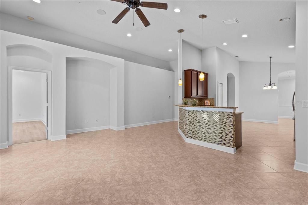 Active With Contract: $515,000 (3 beds, 2 baths, 2015 Square Feet)