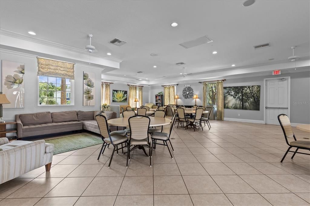 Active With Contract: $515,000 (3 beds, 2 baths, 2015 Square Feet)