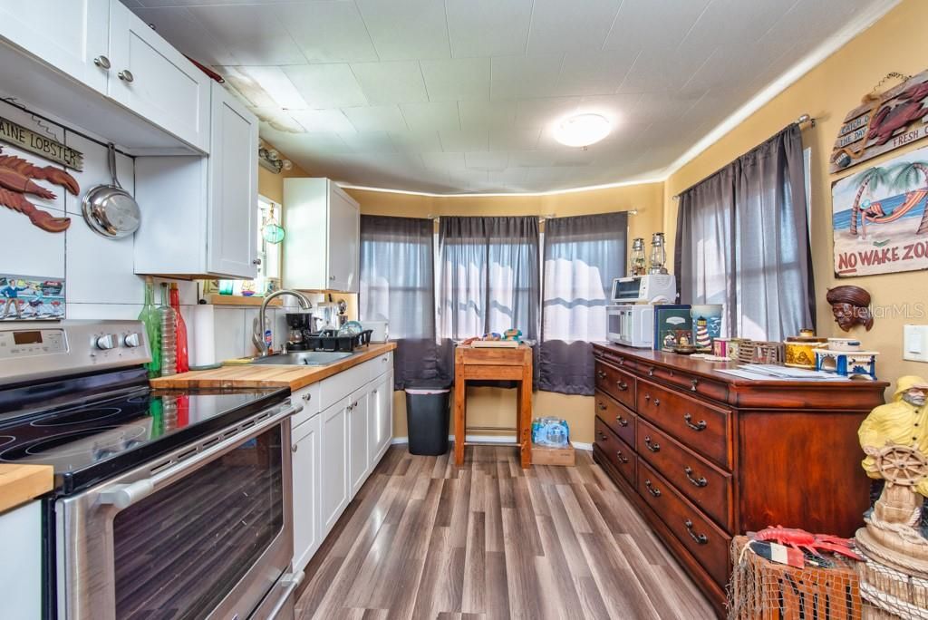 На продажу: $90,000 (1 спален, 1 ванн, 540 Квадратных фут)