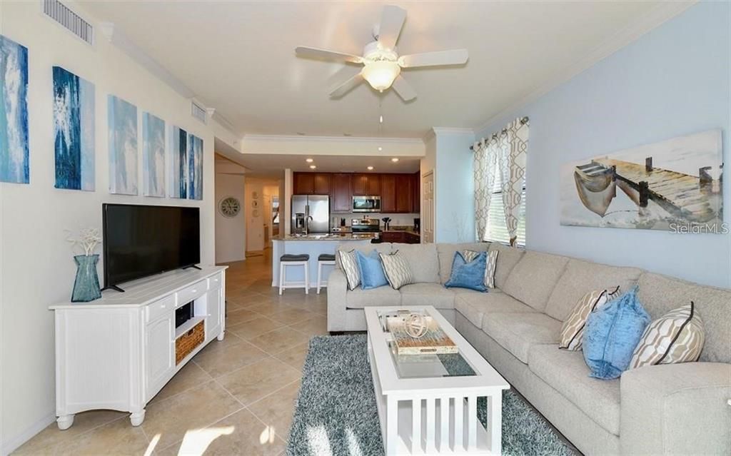 For Rent: $6,500 (3 beds, 2 baths, 1286 Square Feet)