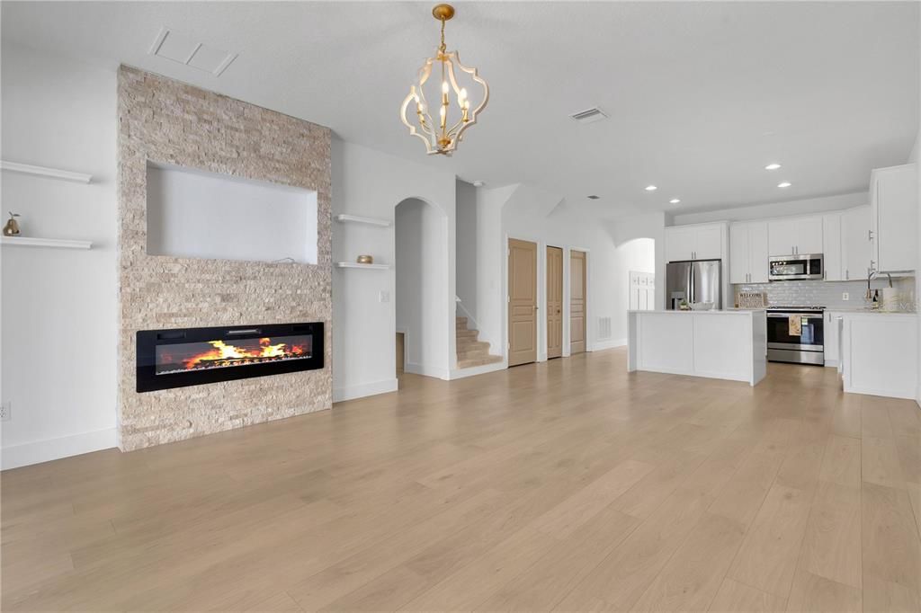 For Sale: $349,000 (4 beds, 3 baths, 2534 Square Feet)