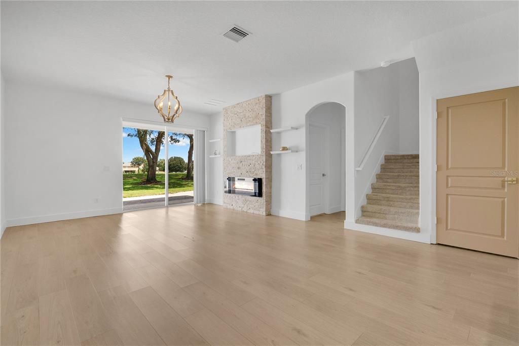 For Sale: $349,000 (4 beds, 3 baths, 2534 Square Feet)