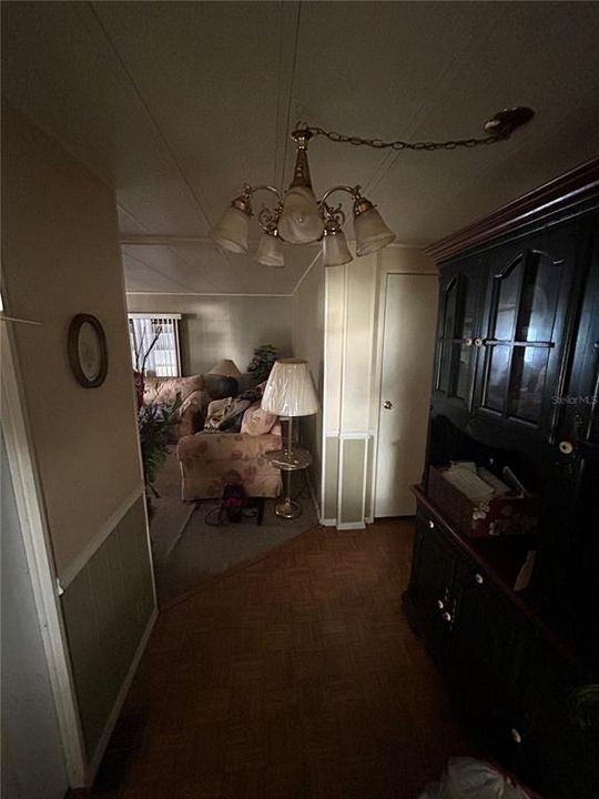 На продажу: $69,999 (2 спален, 2 ванн, 989 Квадратных фут)