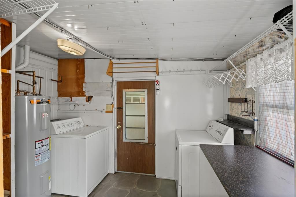 For Sale: $118,400 (2 beds, 2 baths, 1152 Square Feet)