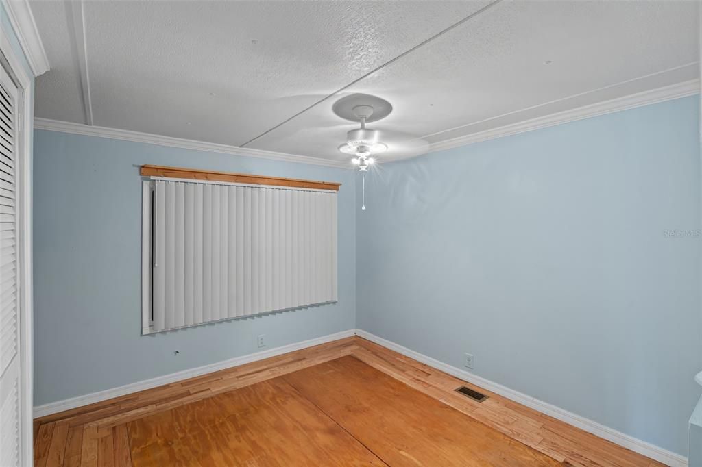 For Sale: $118,400 (2 beds, 2 baths, 1152 Square Feet)