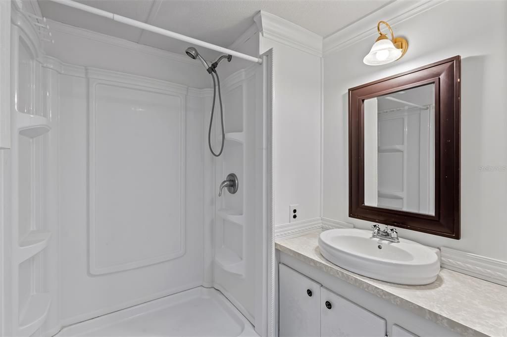 For Sale: $118,400 (2 beds, 2 baths, 1152 Square Feet)