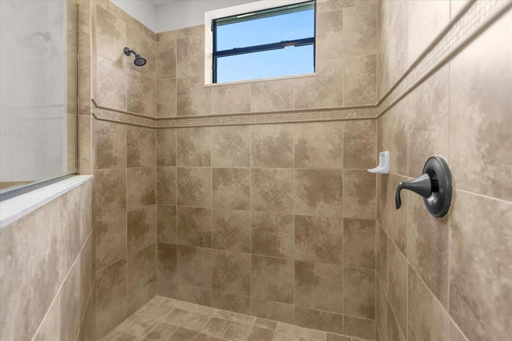 待售: $699,990 (4 贝兹, 3 浴室, 2955 平方英尺)