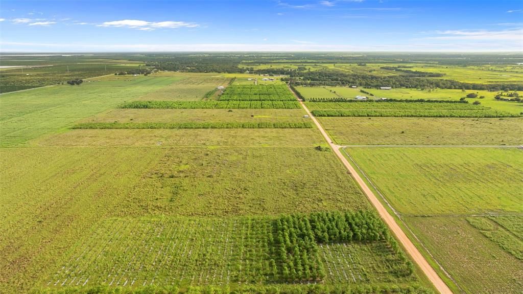 На продажу: $299,999 (9.70 acres)
