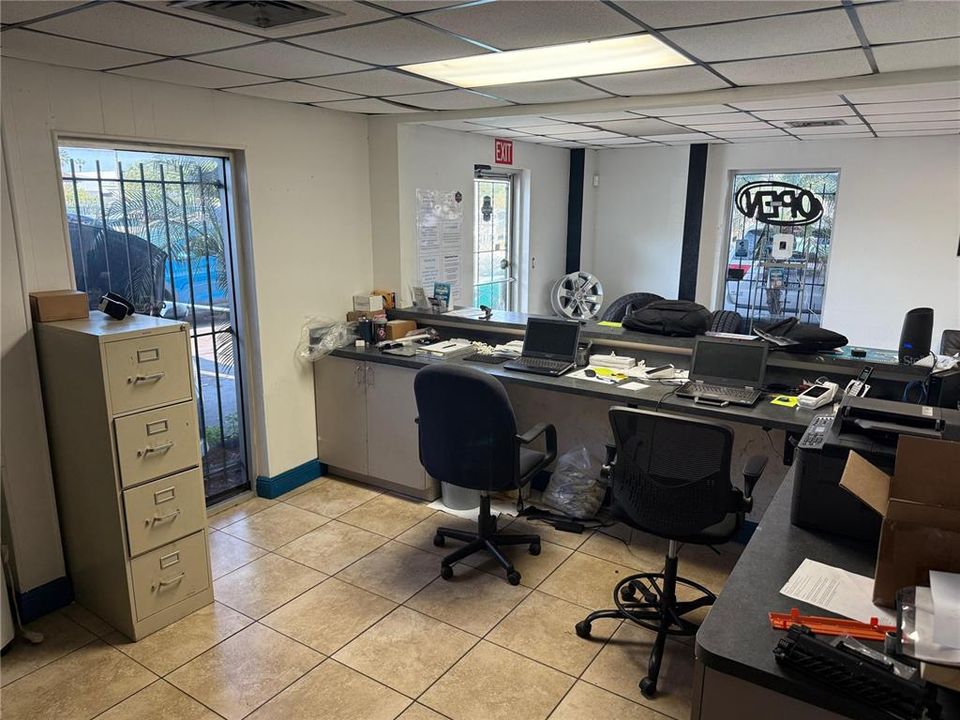 For Sale: $249,990 (0 beds, 0 baths, 5200 Square Feet)