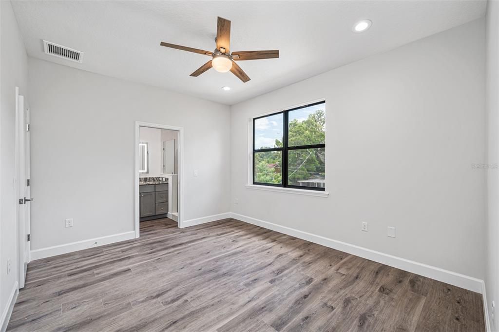 待售: $1,490,000 (4 贝兹, 3 浴室, 2950 平方英尺)