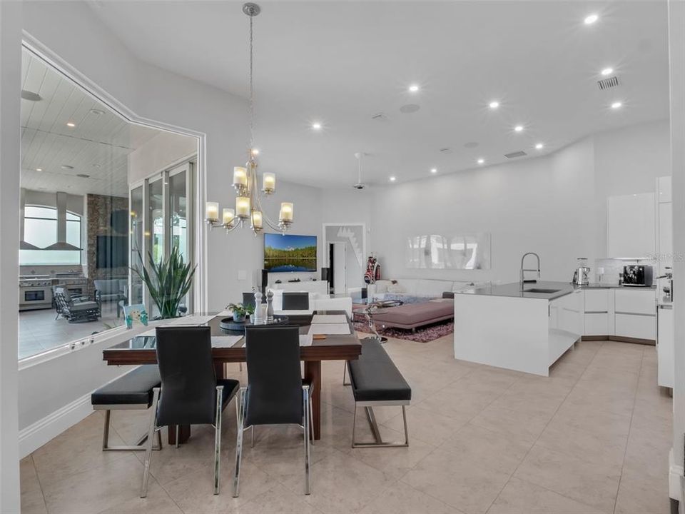 For Sale: $2,500,000 (4 beds, 4 baths, 12842 Square Feet)