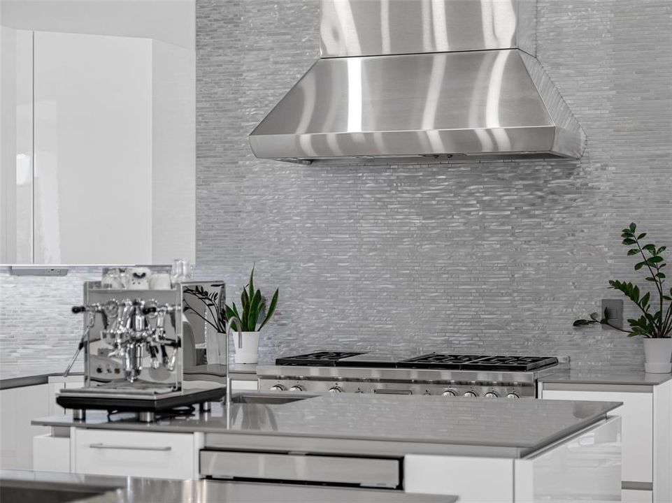 For Sale: $2,500,000 (4 beds, 4 baths, 12842 Square Feet)