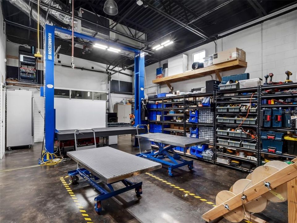 For Sale: $2,500,000 (4 beds, 4 baths, 12842 Square Feet)