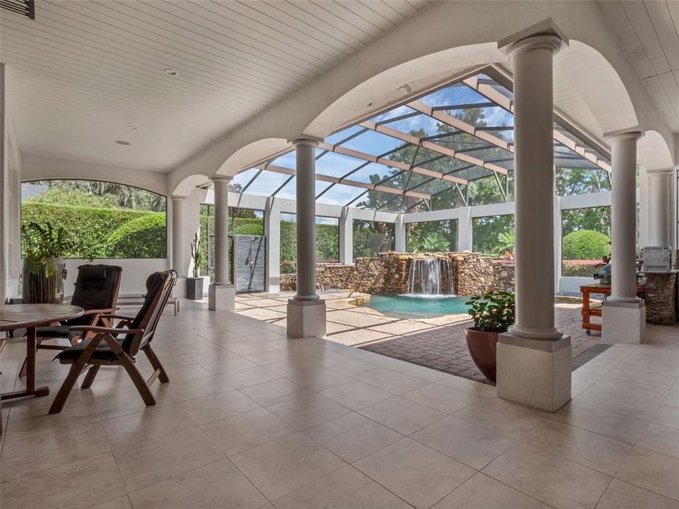 For Sale: $2,500,000 (4 beds, 4 baths, 12842 Square Feet)