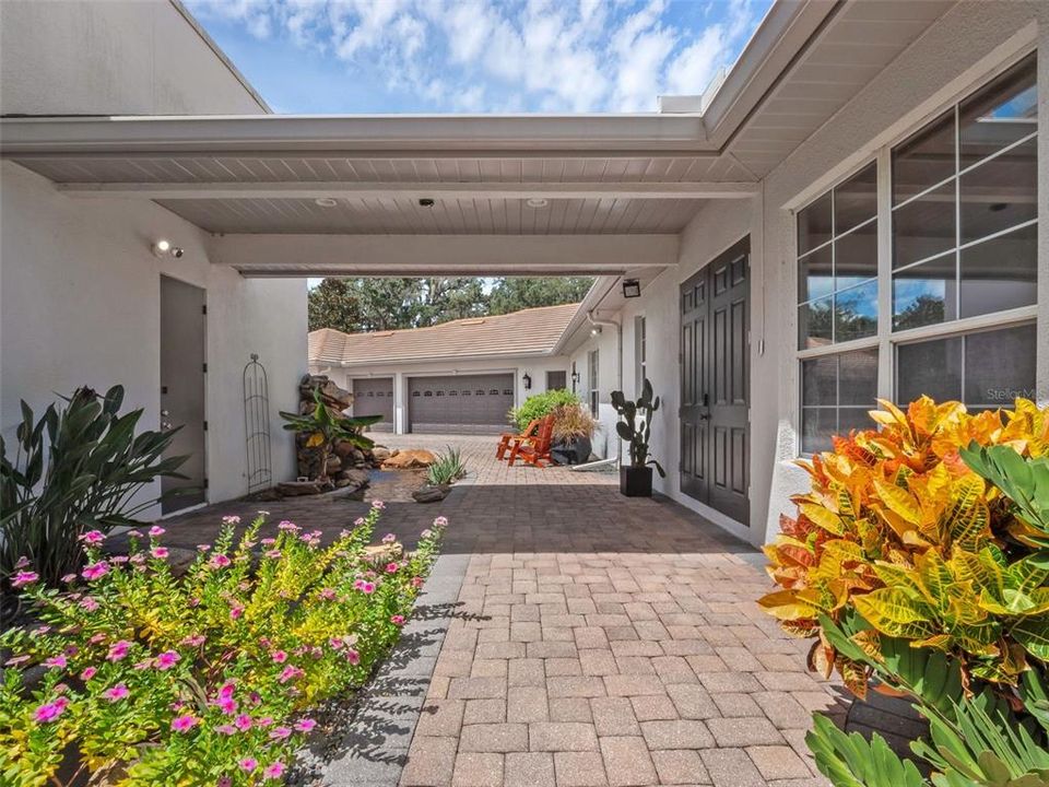 For Sale: $2,500,000 (4 beds, 4 baths, 12842 Square Feet)