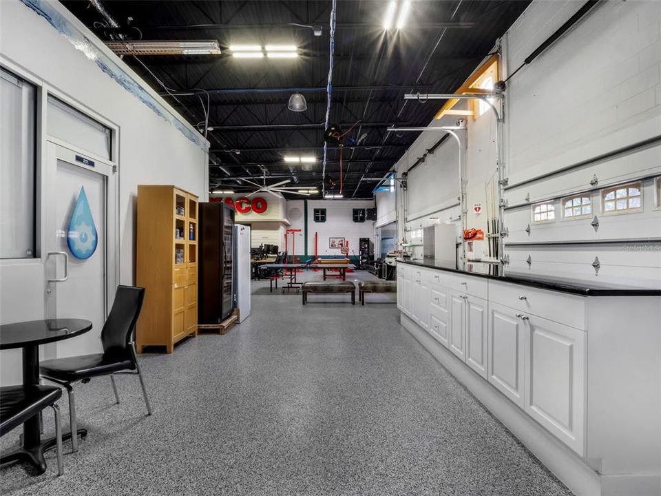 For Sale: $2,500,000 (4 beds, 4 baths, 12842 Square Feet)