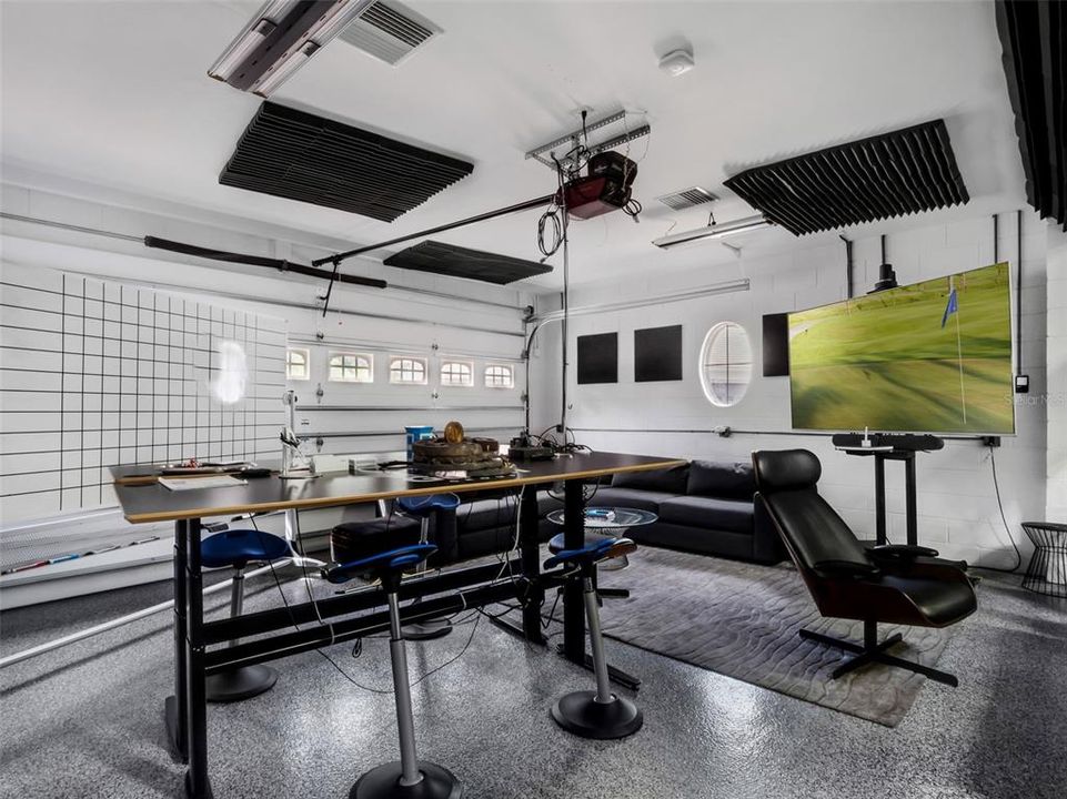 For Sale: $2,500,000 (4 beds, 4 baths, 12842 Square Feet)