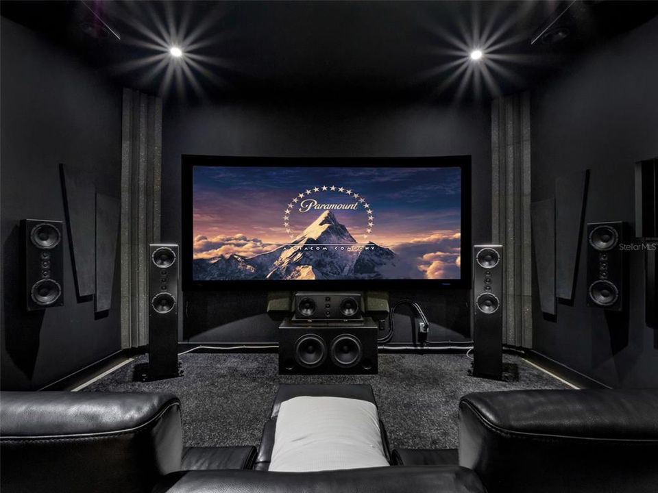 For Sale: $2,500,000 (4 beds, 4 baths, 12842 Square Feet)