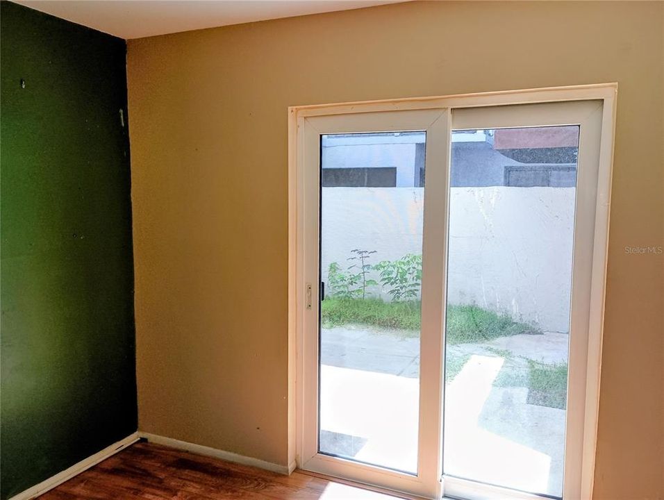 Active With Contract: $159,000 (2 beds, 2 baths, 1197 Square Feet)