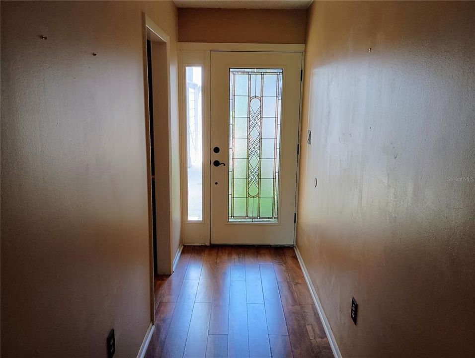 Active With Contract: $159,000 (2 beds, 2 baths, 1197 Square Feet)