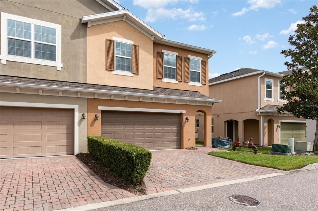 На продажу: $308,000 (3 спален, 2 ванн, 2075 Квадратных фут)