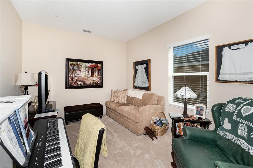 На продажу: $308,000 (3 спален, 2 ванн, 2075 Квадратных фут)