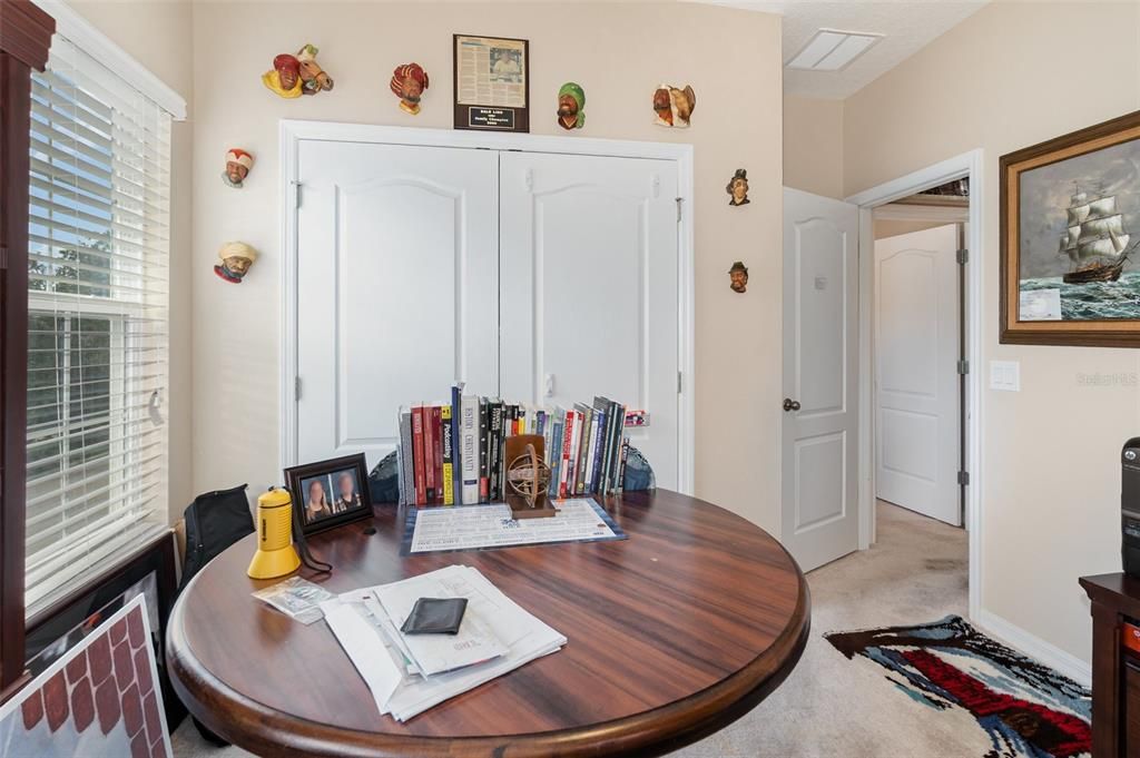 На продажу: $308,000 (3 спален, 2 ванн, 2075 Квадратных фут)