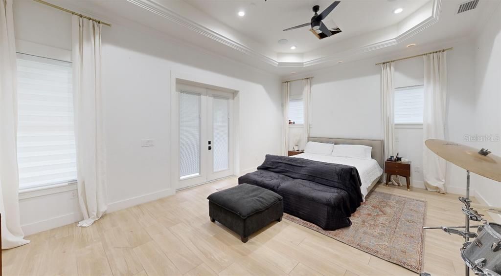 En Venta: $2,500,000 (5 camas, 4 baños, 7521 Pies cuadrados)