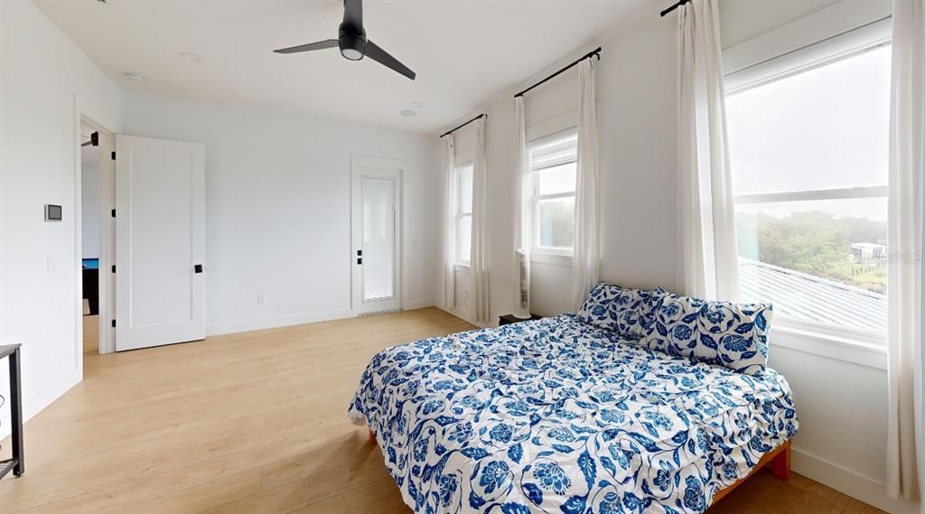 En Venta: $2,500,000 (5 camas, 4 baños, 7521 Pies cuadrados)