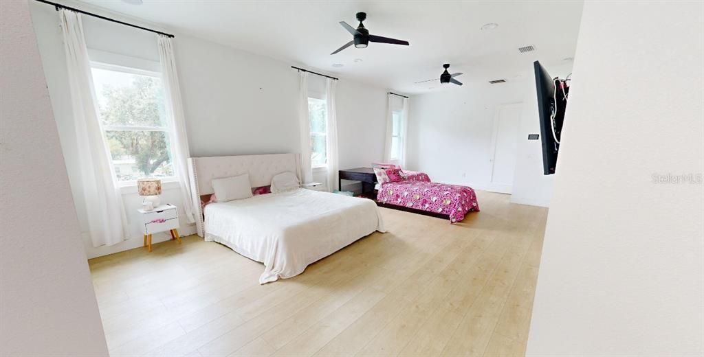 En Venta: $2,500,000 (5 camas, 4 baños, 7521 Pies cuadrados)