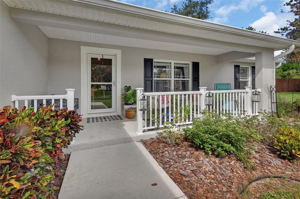 Active With Contract: $436,900 (4 beds, 3 baths, 2028 Square Feet)