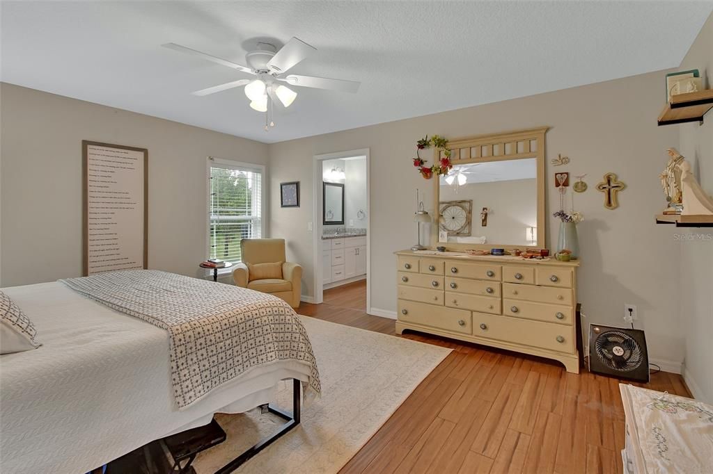 Active With Contract: $436,900 (4 beds, 3 baths, 2028 Square Feet)