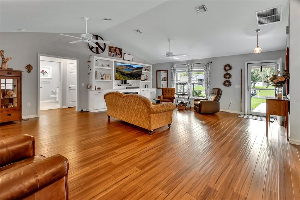 Active With Contract: $436,900 (4 beds, 3 baths, 2028 Square Feet)