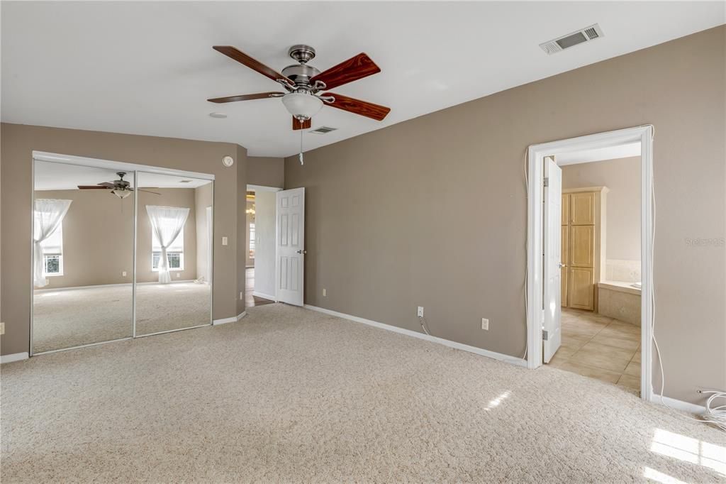 En Venta: $564,900 (3 camas, 2 baños, 1826 Pies cuadrados)